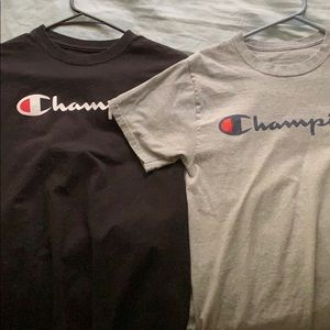 Champion T-Shirt Men’s Small x2